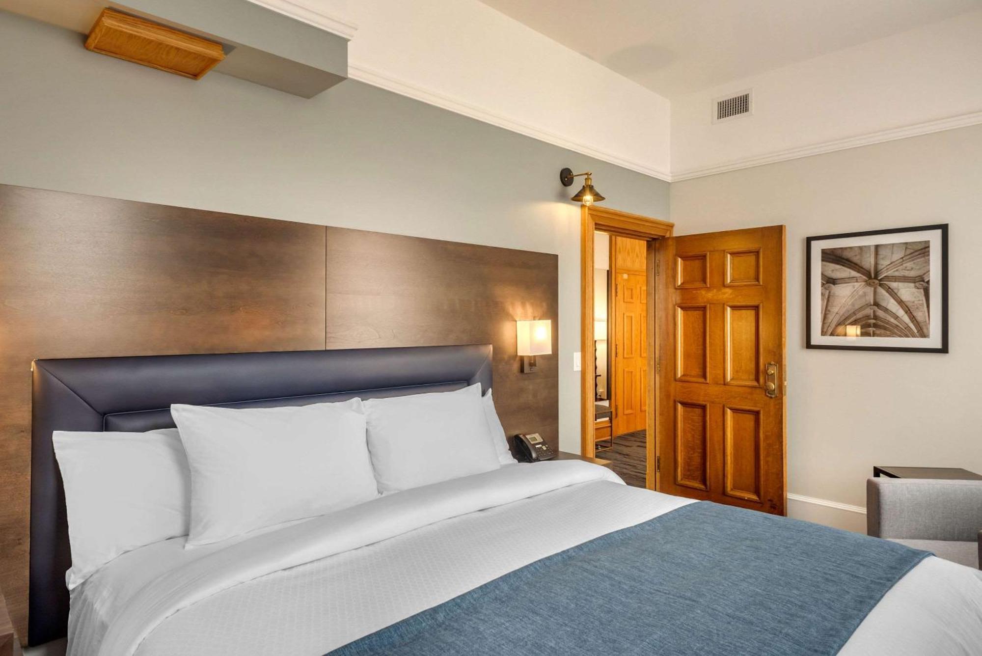 The Courthouse Hotel, Ascend Hotel Collection Thunder Bay Eksteriør billede