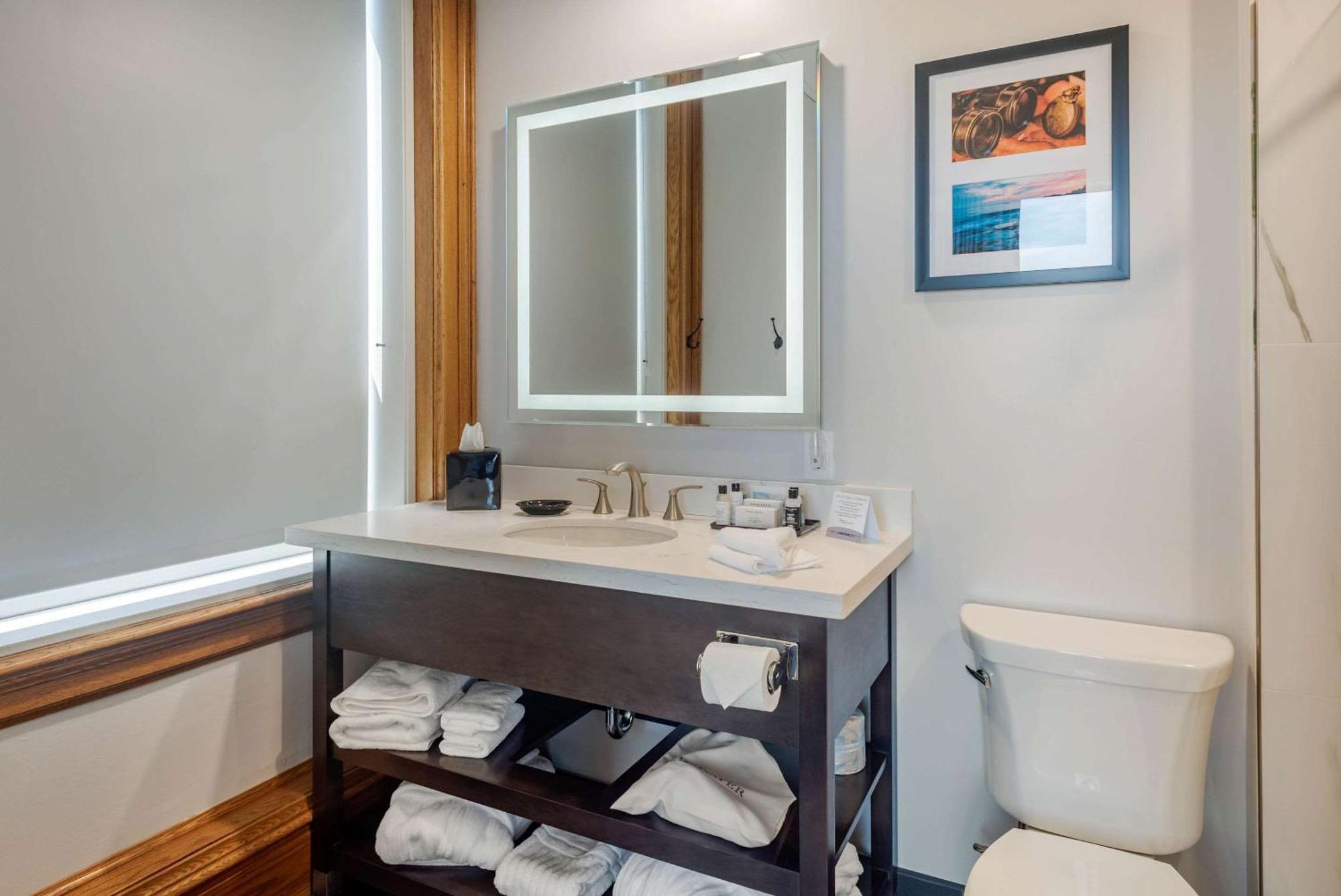 The Courthouse Hotel, Ascend Hotel Collection Thunder Bay Eksteriør billede